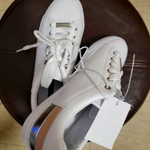 Tommy Hilfiger Sneakers Women's Shoes.
